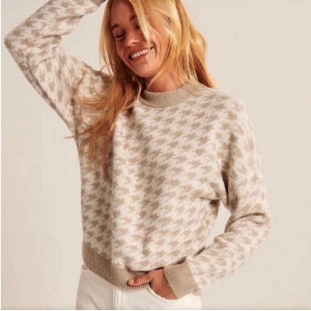 Abercrombie & Fitch Houndstooth Pull Over Preppy Sweater - Medium